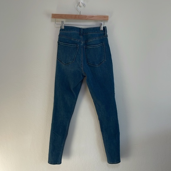 Old Navy High Rise Super Skinny Dark Wash Jeans Size 2 - Picture 6 of 6